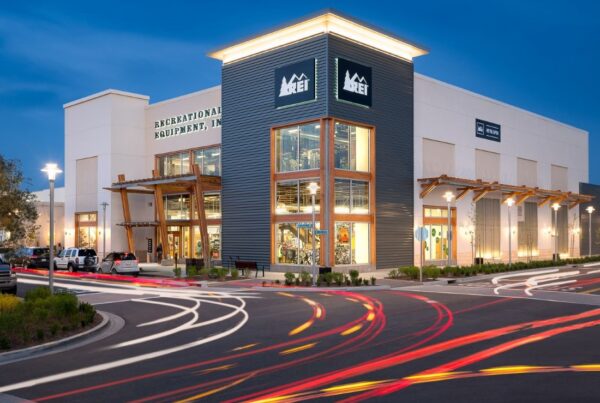 REI • The Collection At Riverpark, Oxnard, Califonia - Classes and Events